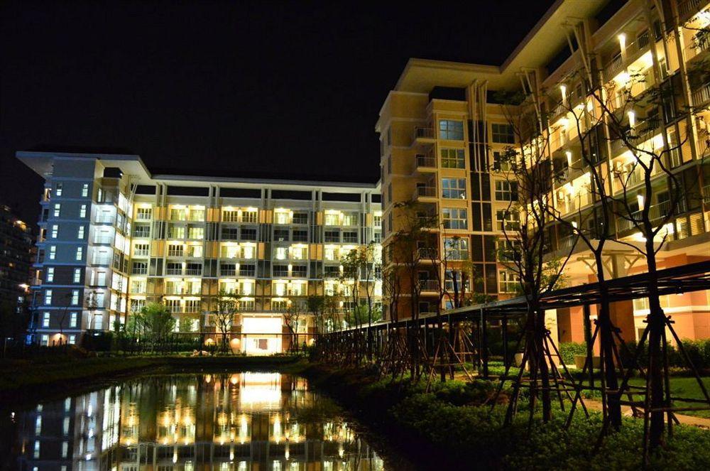 Grow Residences Bangkok Exterior foto