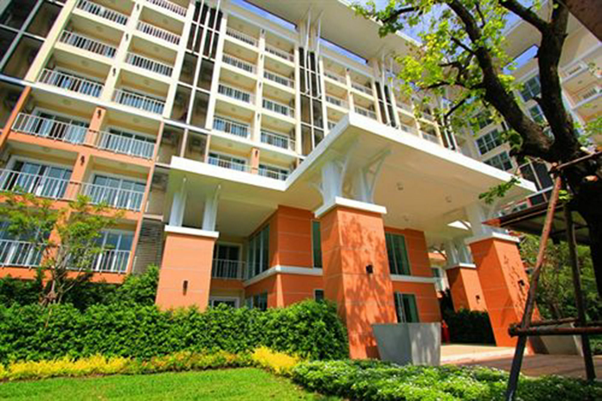 Grow Residences Bangkok Exterior foto